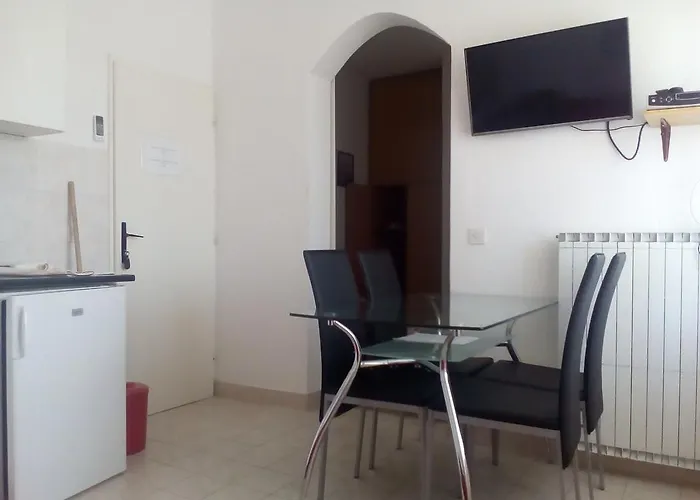 Jadranka Gostinjska kuća 3*